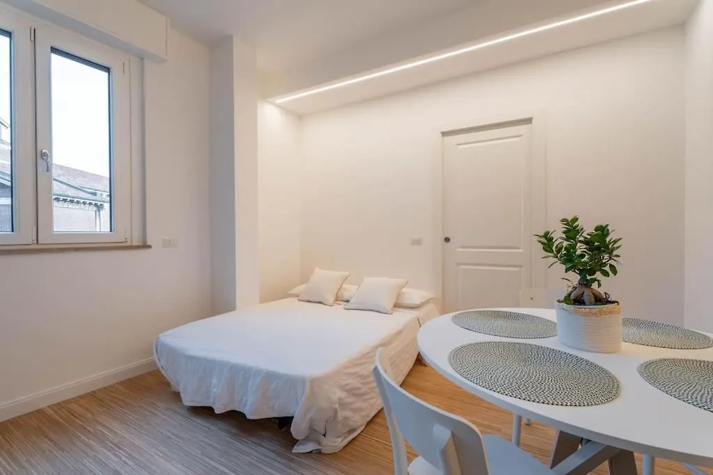 Chic Apartment In Nolo: Style And Comfort In Milan Italy