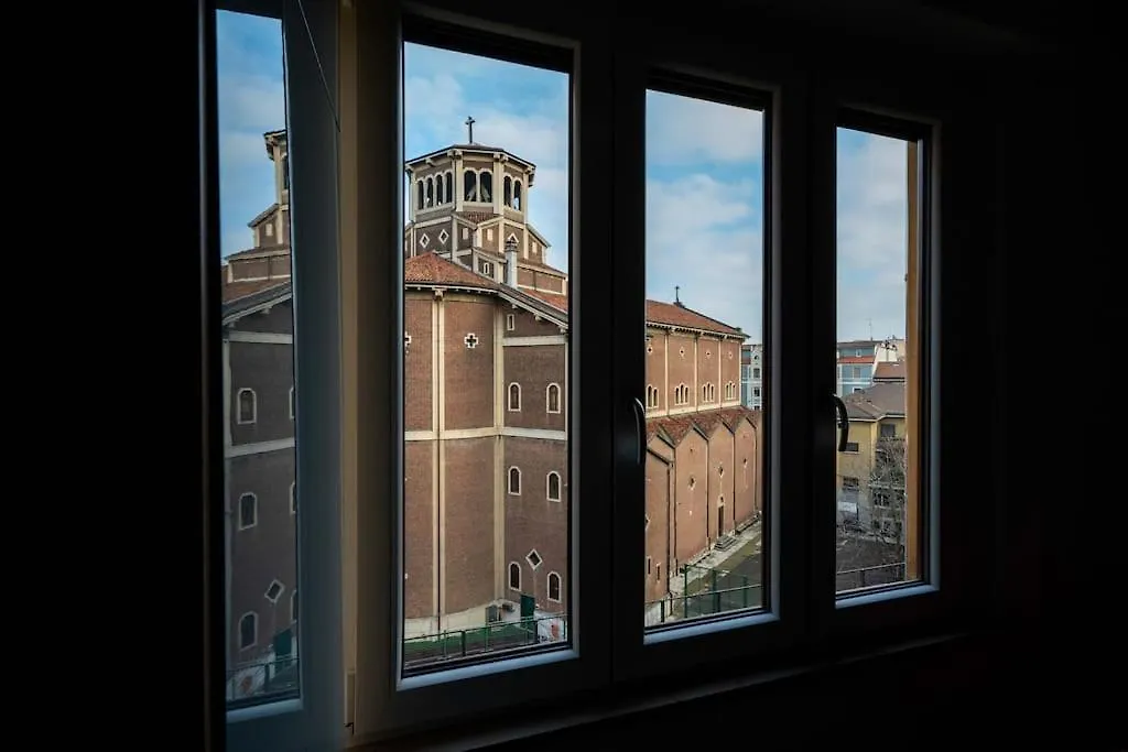 Chic Apartment In Nolo: Style And Comfort In Milan